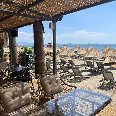 Hotel Grand Cennet *