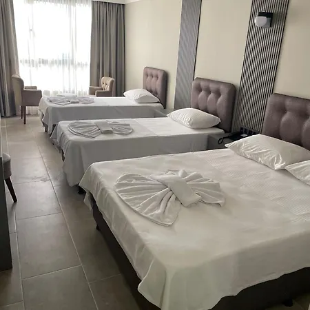 Grand Cennet * Akcay (Edremit)